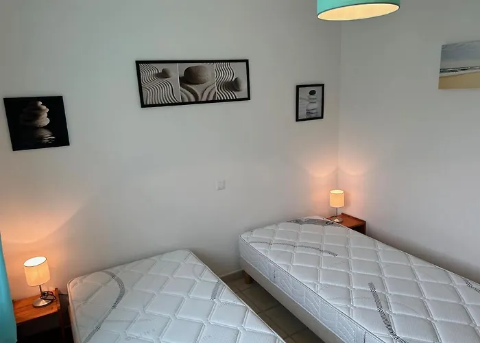 Melite Villa Grayan-et-l'Hopital