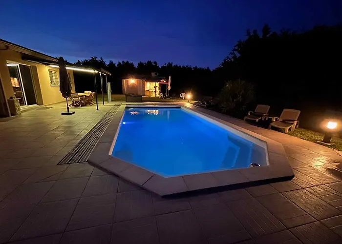 Melite Villa Grayan-et-l'Hopital